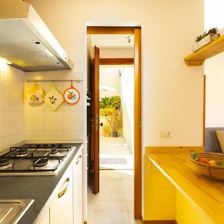 Yellow Sun Retreat - Doppio Terrazzo & Mare 5min Marina di Sorso