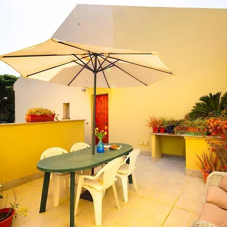 Yellow Sun Retreat - Doppio Terrazzo & Mare 5min